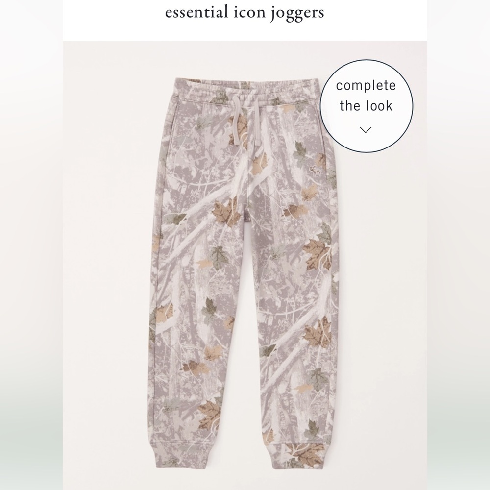 Abercrombie & Fitch womens camo sweats